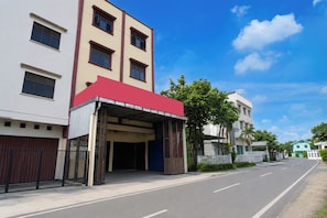 Front of property - Hotel O near Social Market formerly Kost (Palembang)