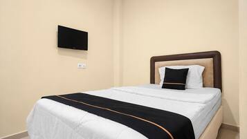 Kamar Single Standar | Meja kerja, Wi-Fi gratis, dan seprai linen