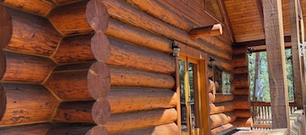 Spacious Alpine Cabin, Sleeps 16, Game/Movie Room