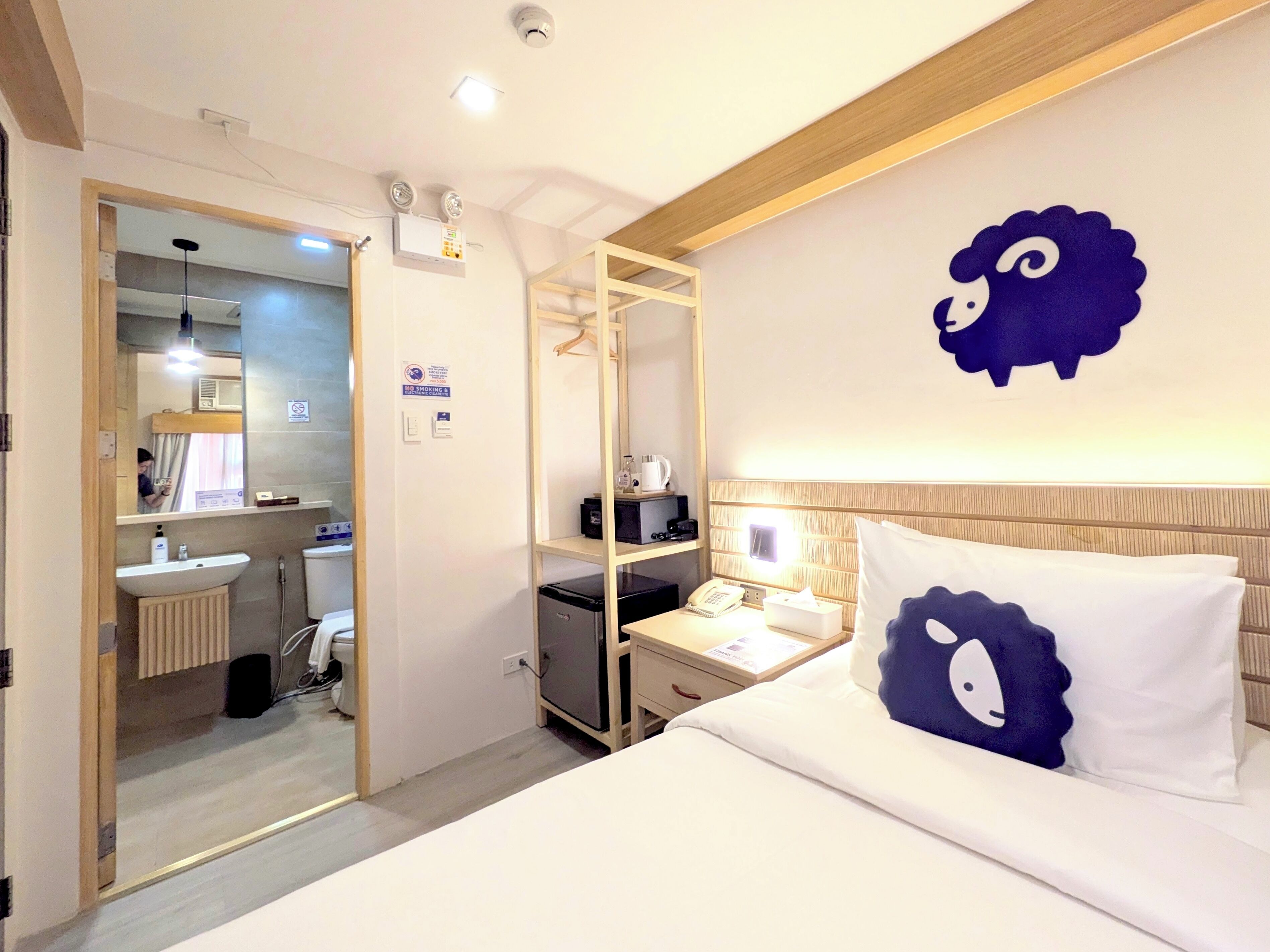 Chambre Simple Deluxe | Wi-Fi gratuit, draps fournis