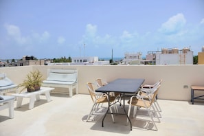 Outdoor dining - CASA VELAMAR (Isla Mujeres)