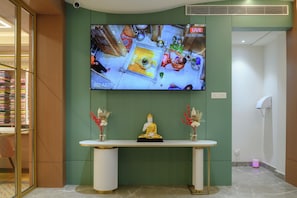 Interior - Hotel Aadya Palace (Varanasi)