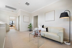 TV - Home Away Henley—Modern Beachside Hideaway (Henley Beach)