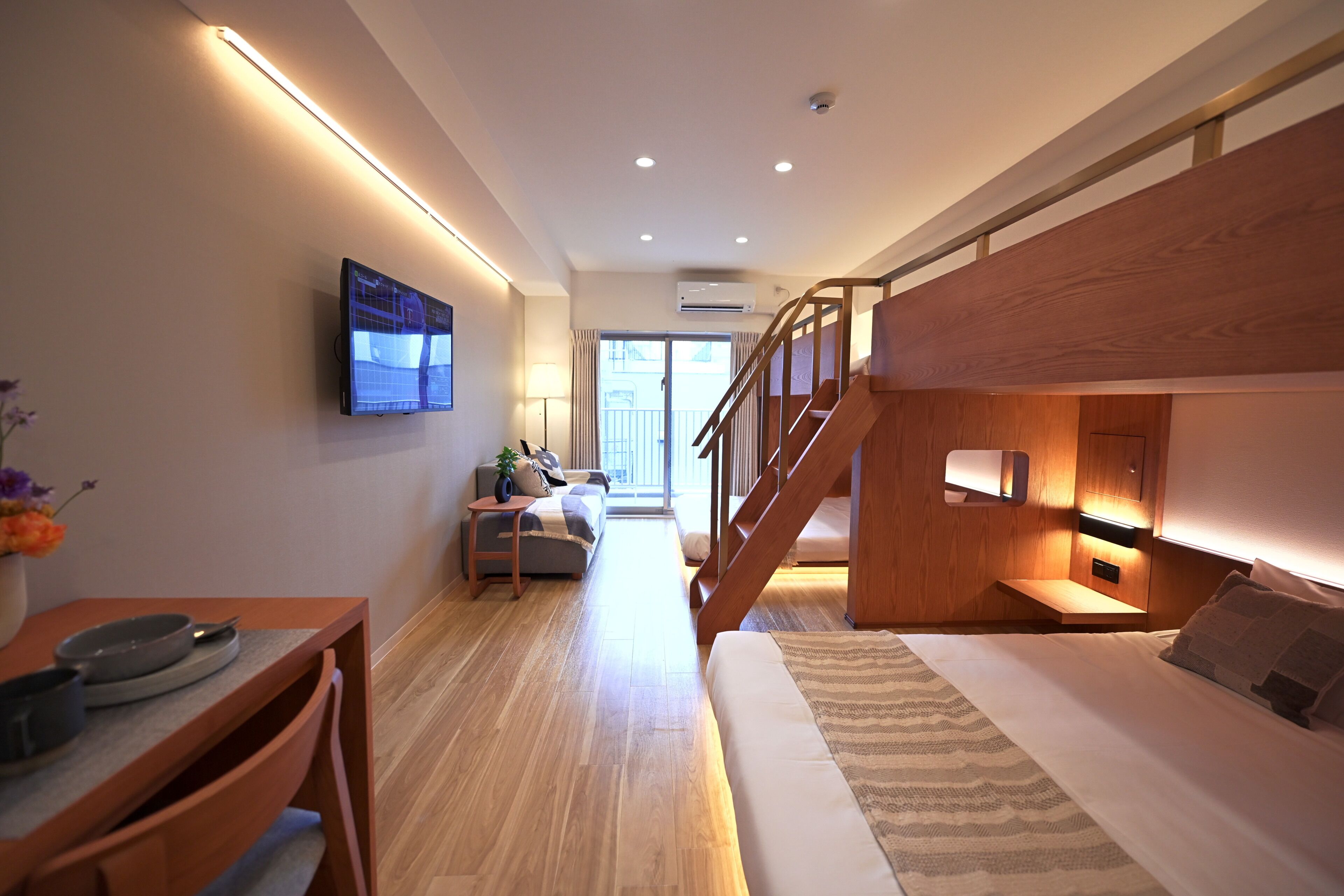 Comfort Room, Non Smoking | Laptop workspace, WiFi (free), bed sheets