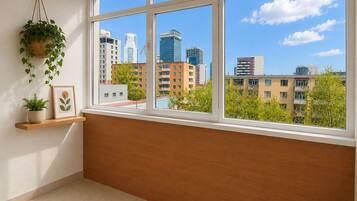 Standard Apartment, City View | Interior