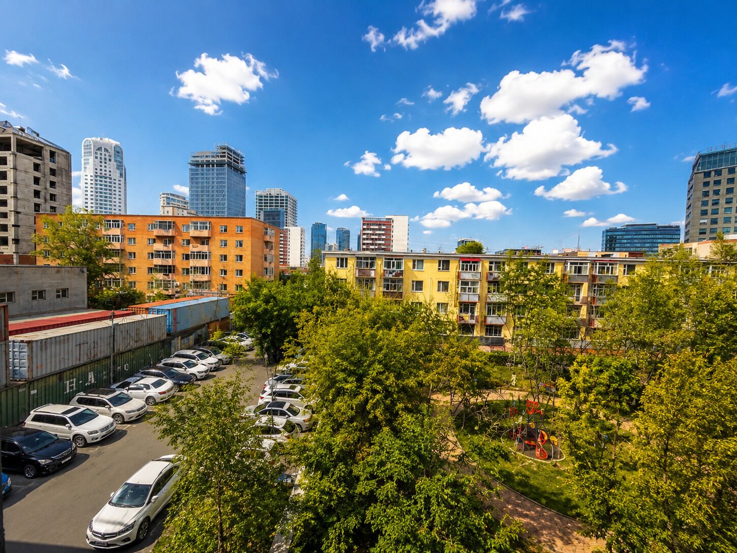Standard Apartment, City View | Parking | Free self parking