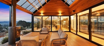 Richmond Valley Luxe Escape