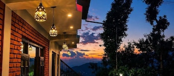 Radhika Retreat