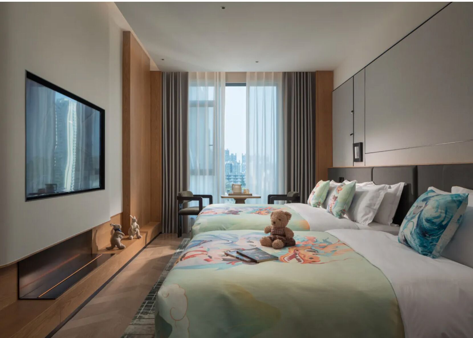Family Twin Room, Multiple Beds, Non Smoking, City View | Desk, laptop workspace, blackout drapes, soundproofing