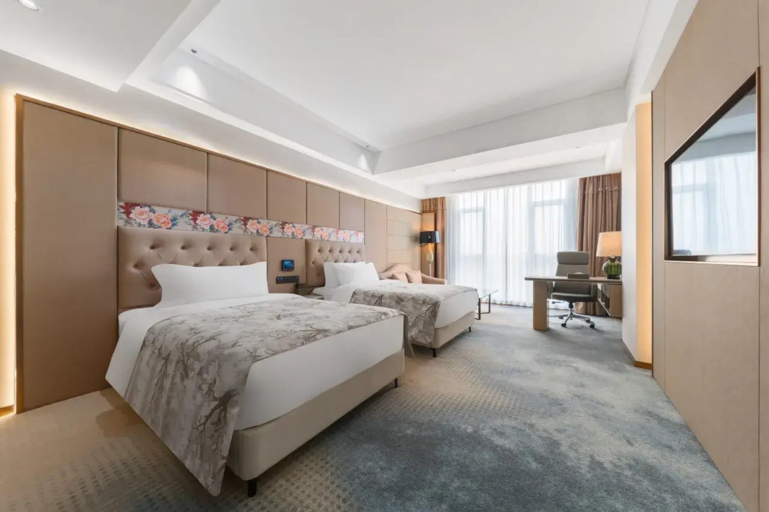 Phòng 2 giường đơn Business, quang cảnh thành phố | Minibar, két bảo mật tại phòng, bàn 