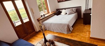 Villa Jade – Balcony Apartment