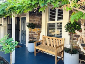 Terrace/patio - Wisteria Cottage circa 1880 (North Adelaide)