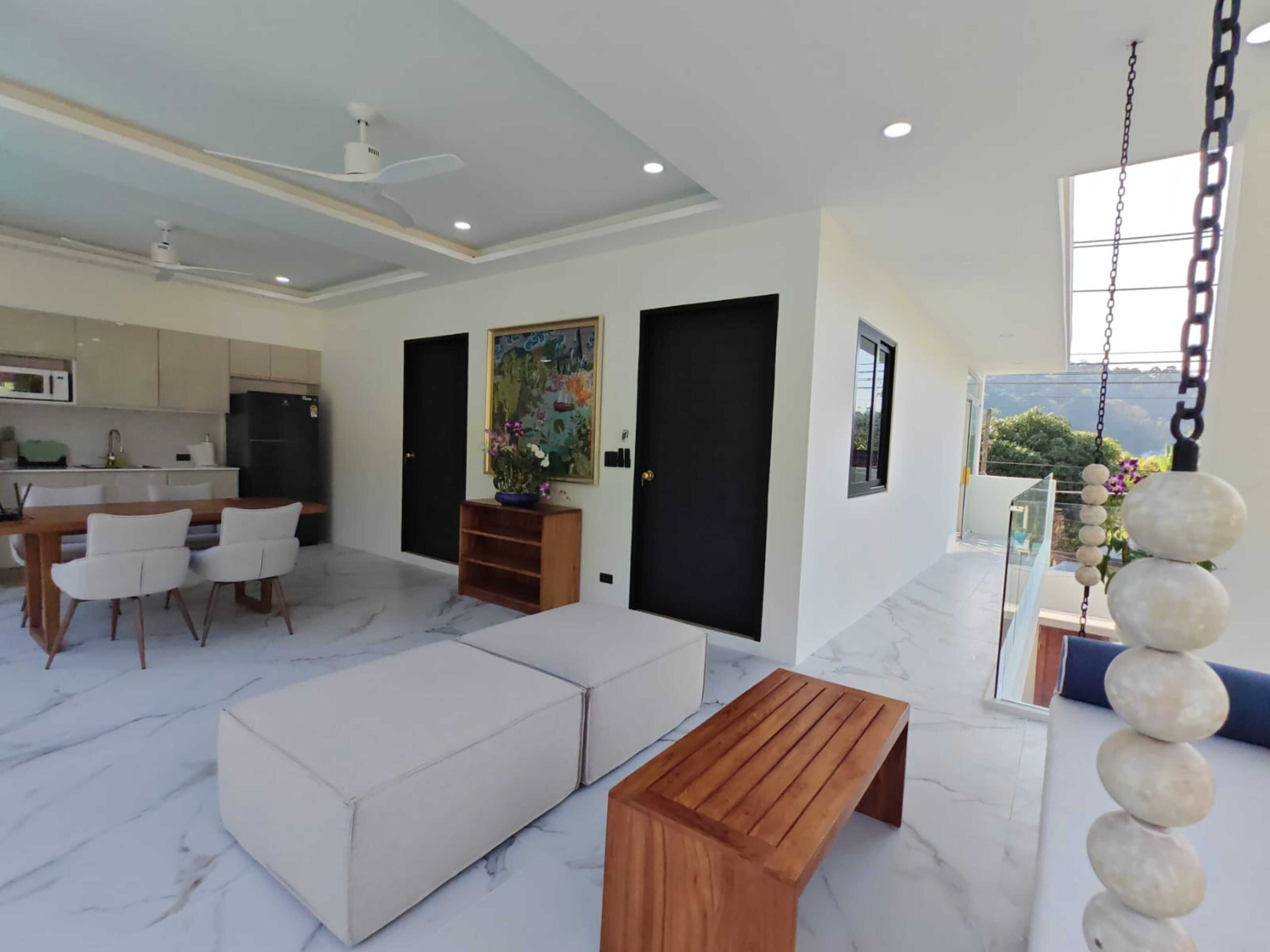 Apartament Deluxe, 2 dormitoris, balcó, vistes a la piscina | Roba de llit d'alta qualitat i espai de treball apte per a portàtils 