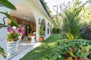 Habitació doble Deluxe, balcó | Terrassa o pati