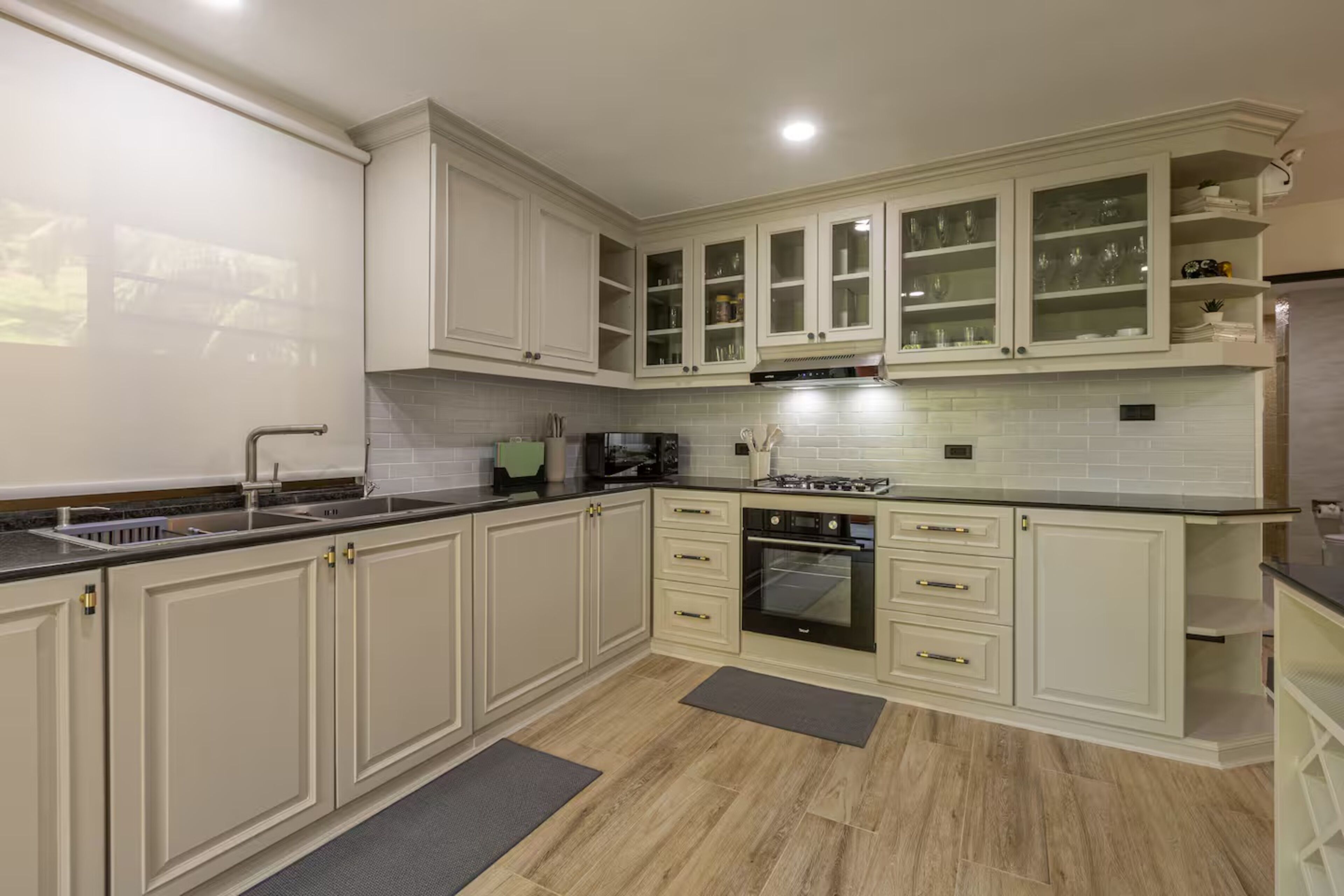 Villa, 4 Bedrooms, Garden View | Private kitchen | Fridge, microwave, oven, coffee/tea maker