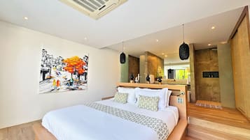 Vila Mewah, pemandangan kebun | Seprai antialergi, brankas, setrika/meja setrika, dan Wi-Fi gratis