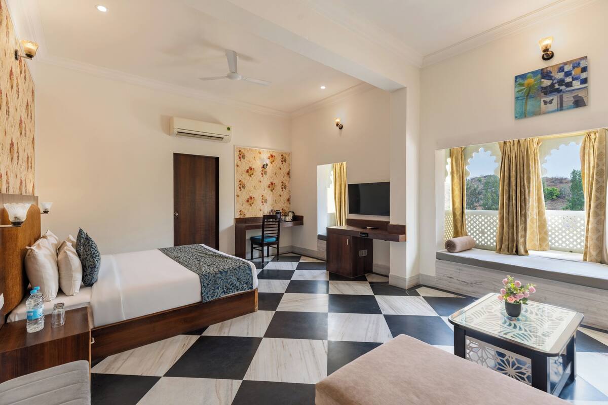 Classic Double Room | Free WiFi