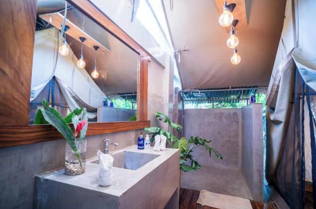 Shower, towels, soap, toilet paper