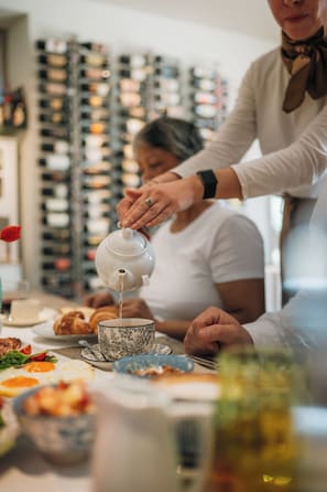 Free daily continental breakfast - Palazzo Lucchini (Montalcino)