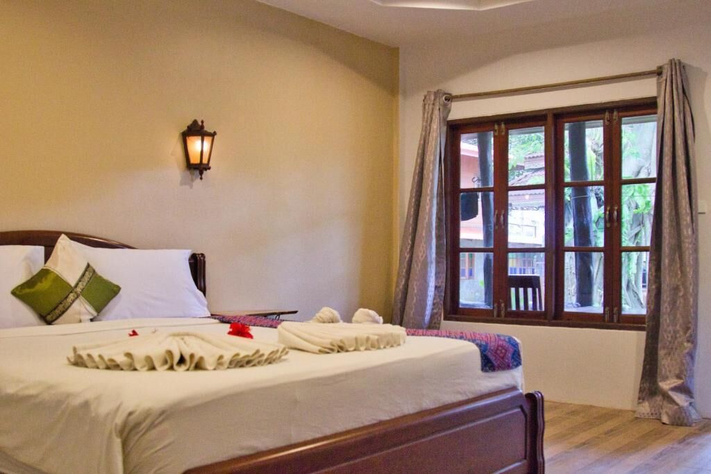 Deluxe Double Room, Balcony, Courtyard View | In-room safe, desk, free WiFi