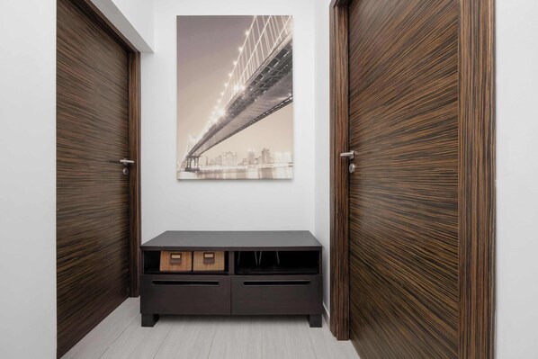 Interior - Comfortable Apartment with a Balcony | A Place to Work (Warszawa)