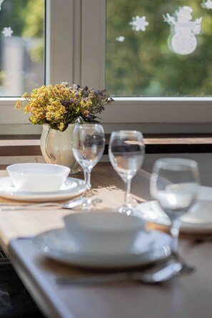 Dining - Comfortable Apartment with a Balcony | A Place to Work (Warszawa)