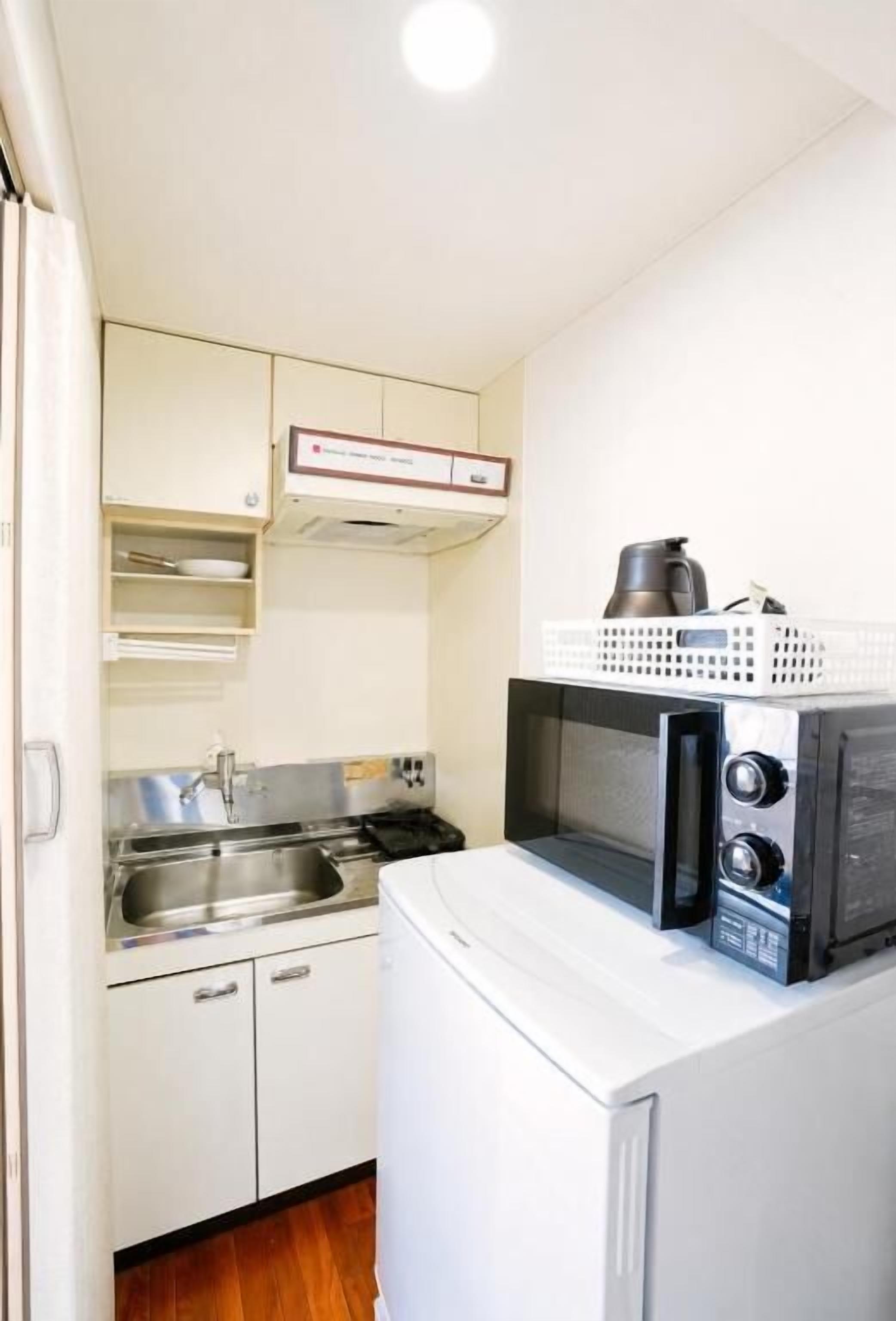 Standard Apartment, City View (702) | Private kitchen