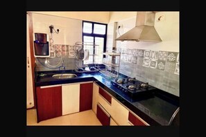 Room - Leisurely Abode Service Apartments and Homestay (Pune)