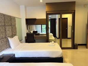 Room - Starlight Hotel Pattaya  Le Vernissage (Bang Lamung)