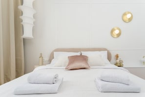 2 bedrooms, iron/ironing board, travel cot, WiFi - L`Atelier Royal • Luxury 2BR Residence • Main Sq. (Kraków)