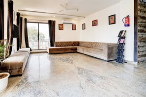 Sala de estar en el lobby