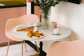 Dining - ⭐ Piękny i romantyczny apartament przy Rynku (Kraków)