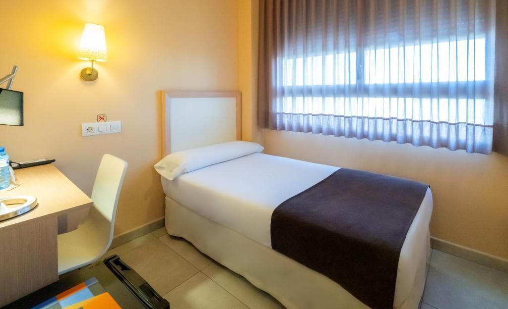 Single Room, Courtyard View | In-room safe, soundproofing, free WiFi, wheelchair access