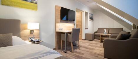 1 chambre, bureau, lit parapluie, Wi-Fi gratuit