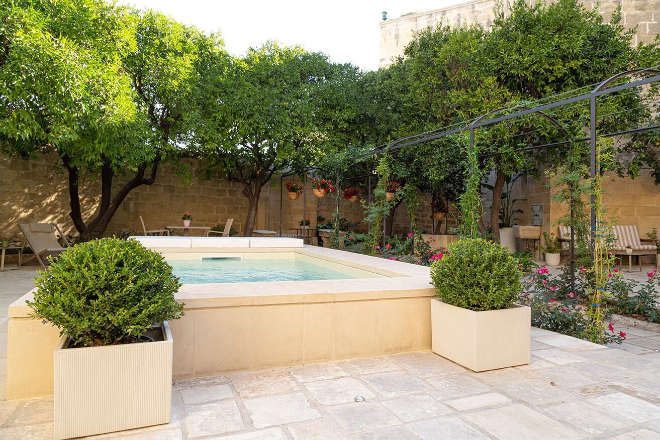 Piscine extérieure (ouverte en saison)