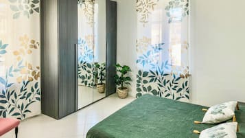 Casa | Ferros/tábuas de passar roupa, Wi-Fi de cortesia