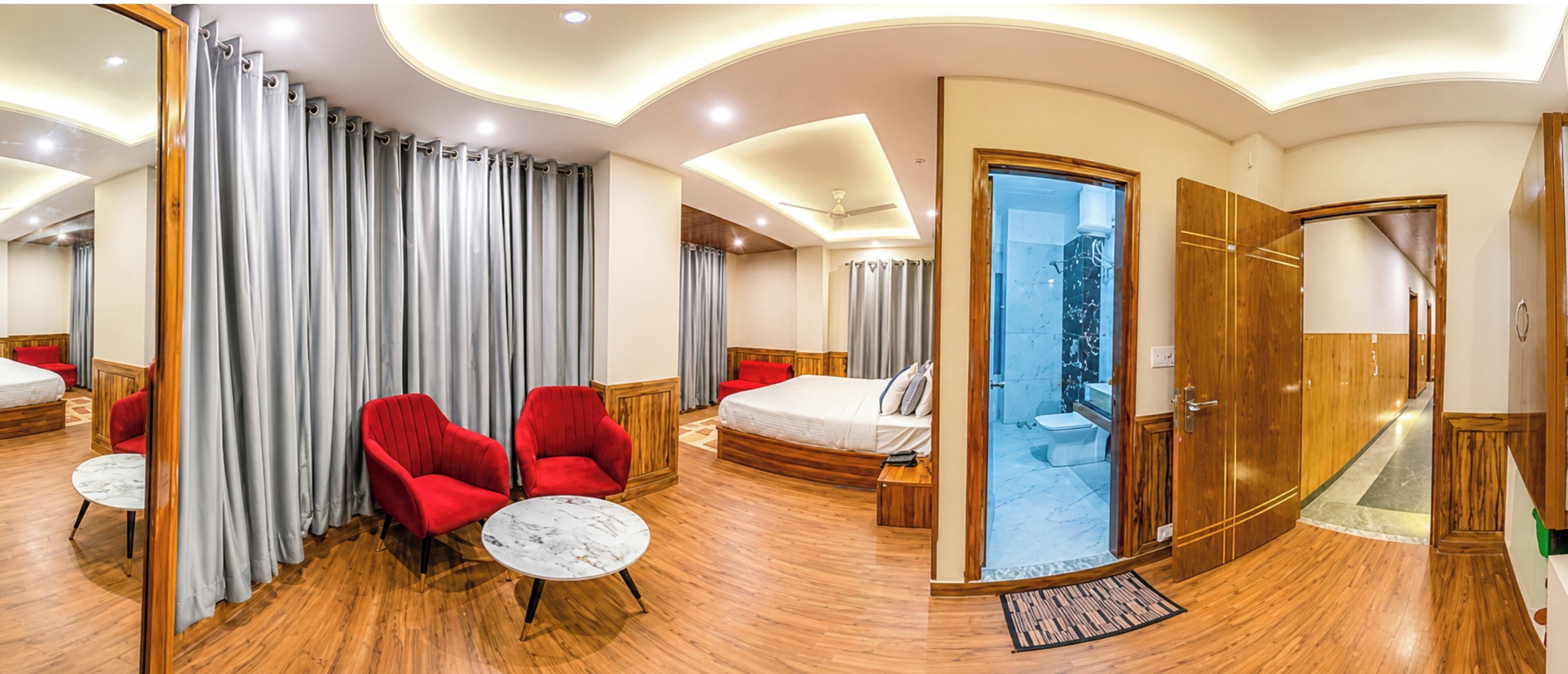 Hypo-allergenic bedding, desk, soundproofing, free WiFi