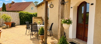 Country House on Teerofenrain - Mediterranean-Style Bungalow