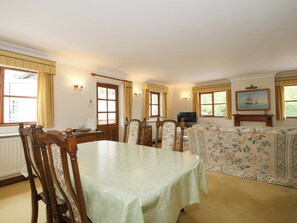 Dining - Willow Cottage (Lydbury North)