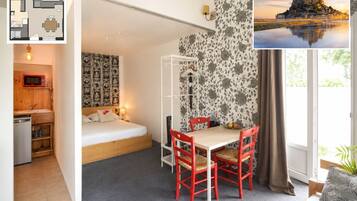 Comfort Studio, Patio, Garden View | Blackout curtains, soundproofing, iron/ironing board, free WiFi