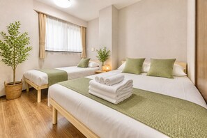 Room - Vrbo Property (新宿区)