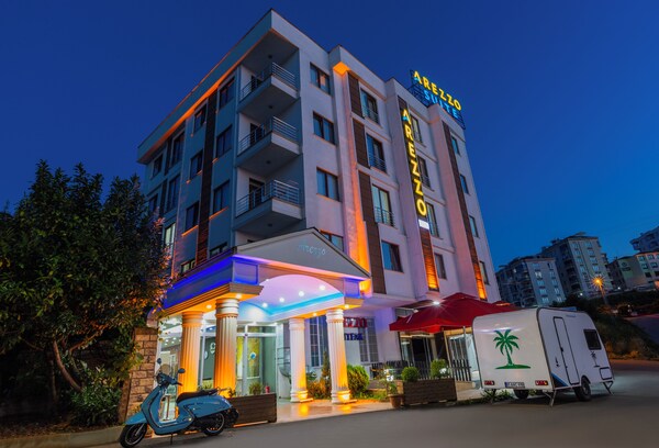 Arezzo Resi̇dence - Trabzon