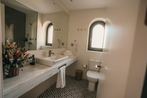 Bathroom - El Niu de Martinet (Martinet)