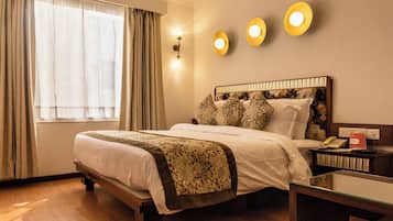 Desk, iron/ironing board, free WiFi, bed sheets