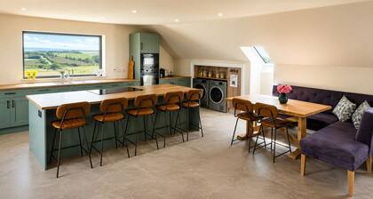 Luxury spacious 4-bedroom apartment in charming Westport for your stay