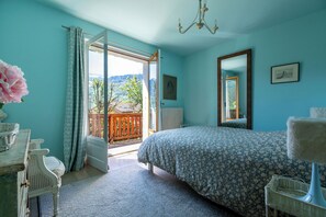 Iron/ironing board, internet, bed sheets - Apartment in a chalet in Saint Martin Sallanches near the ski resorts—sleeps 3 (Sallanches)