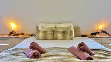 2 bedrooms, WiFi, bed sheets