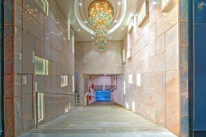 Lobby - Clubhouse Hotel Ayodhya (Sohawal)