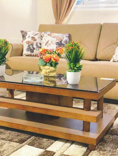 Royal Suites in Madinat Al Ashir min Ramadan offers a spacious apartment