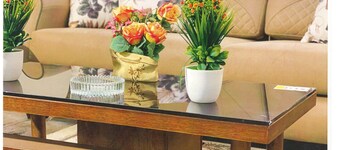 Royal Suites in Madinat Al Ashir min Ramadan offers a spacious apartment